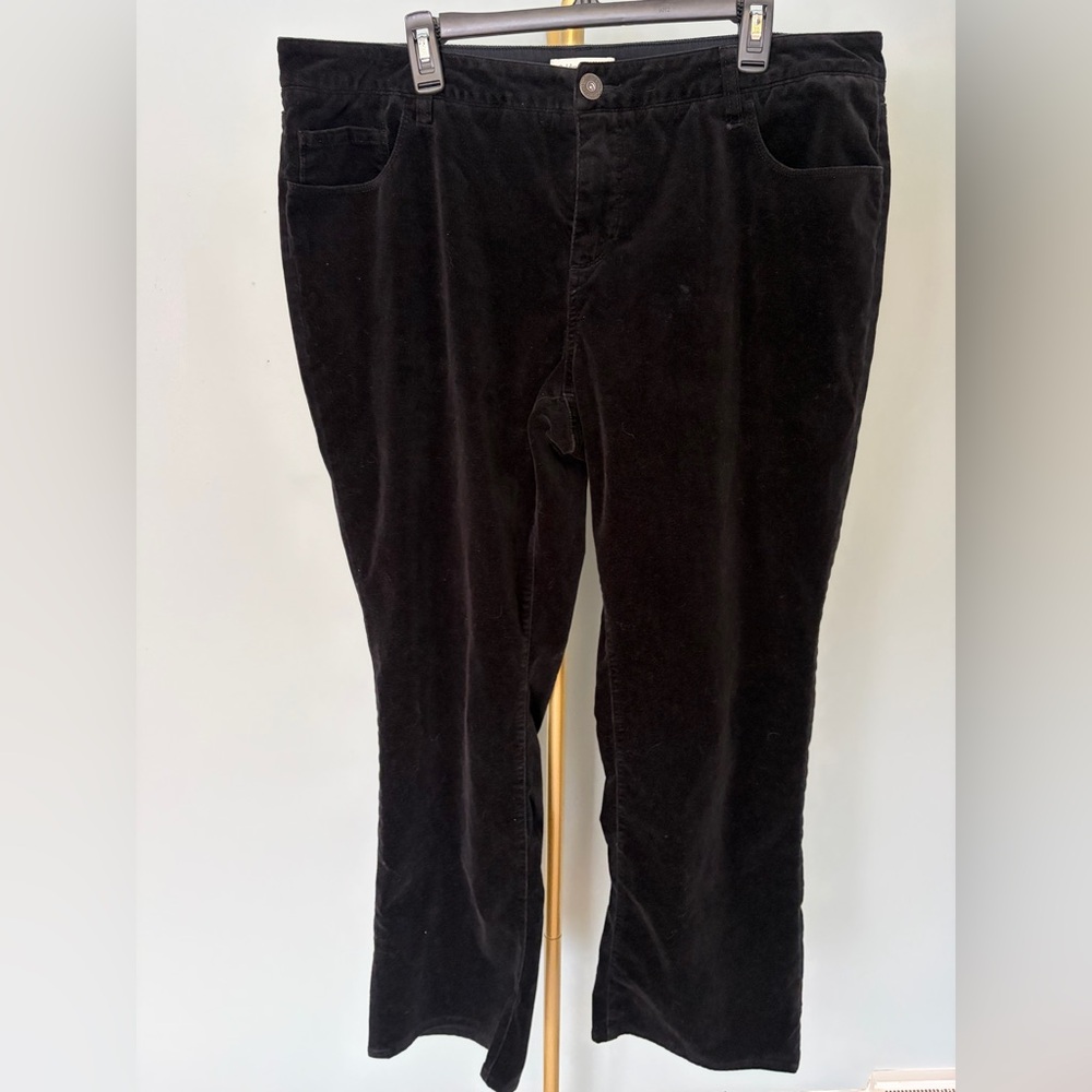Coldwater Creek Black Women's Soft corduroy or Soft Velvety Pants Size W18